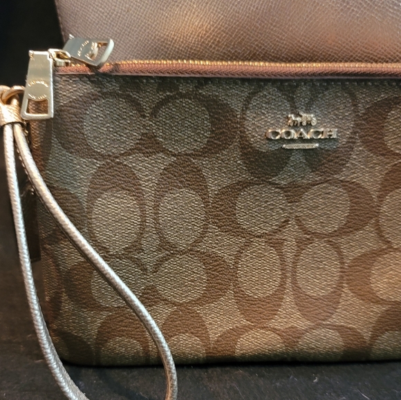 3 PIECE COACH SET (MINT CONDITION) - Picture 2 of 10